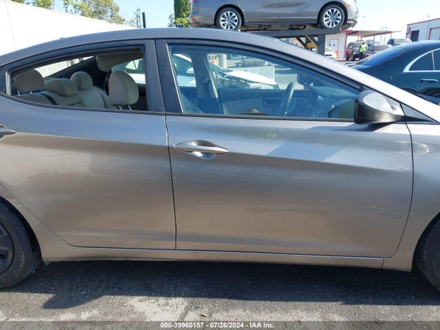 Hyundai ELANTRA SE 2016 5NPDH4AE9GH701659 Image 12