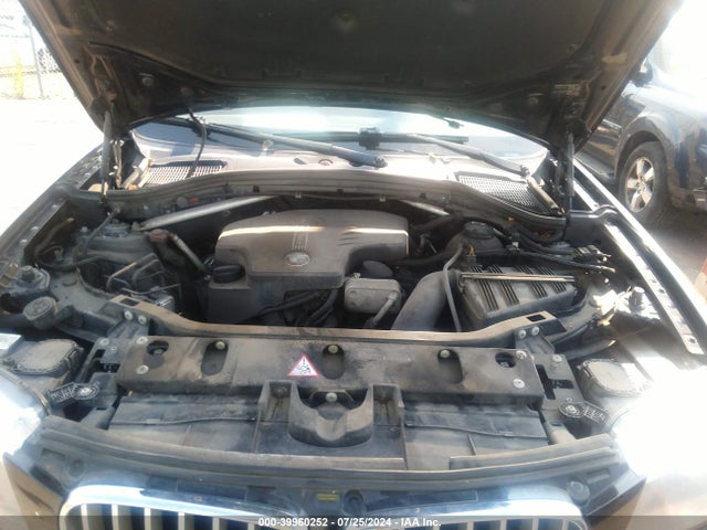 5UXWX9C5XE0D11753 BMW X3 Xdrive28i