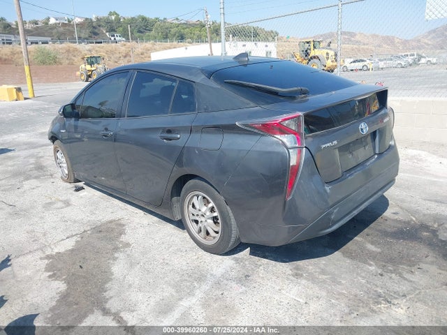 Toyota Prius Two 2016 JTDKBRFU9G3015204 Image 3