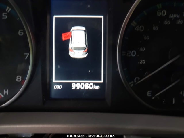 Toyota Rav4 Xle 2018 2T3WFREV9JW507977 Image 16