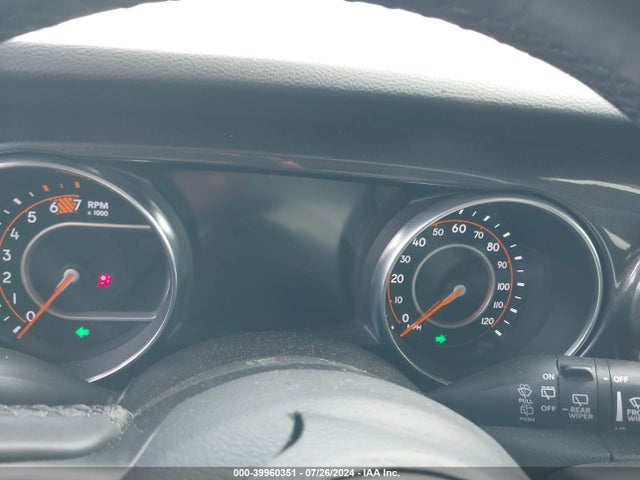 1C4HJXDN9MW679591 Jeep Wrangler Unlimited Sport Altitude 4x4