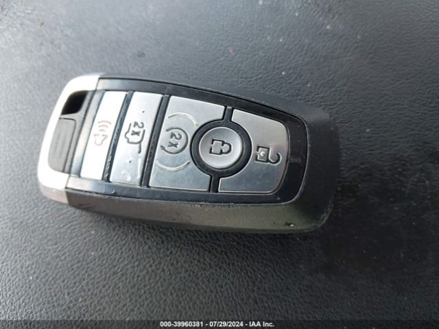 2FMPK3K90LBA15697 Ford Edge Titanium