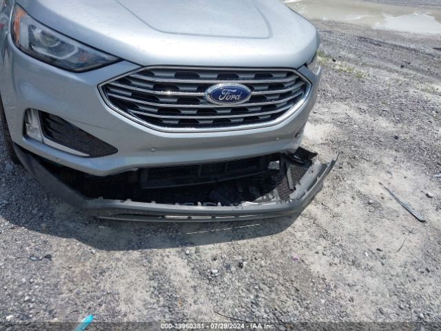 2FMPK3K90LBA15697 Ford Edge Titanium