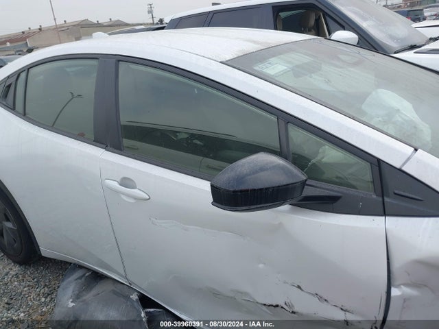 Toyota Prius Le 2023 JTDACAAU5P3002449 Image 14