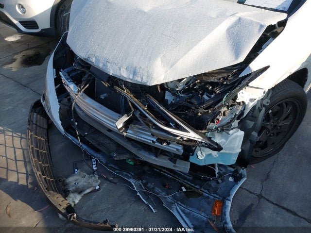 Toyota Prius Le 2023 JTDACAAU5P3002449 Image 6