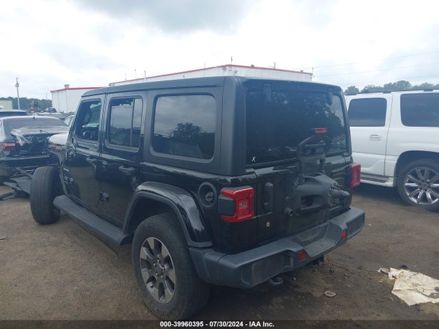 1C4HJXEG1JW132519 Jeep Wrangler Unlimited Sahara 4x4