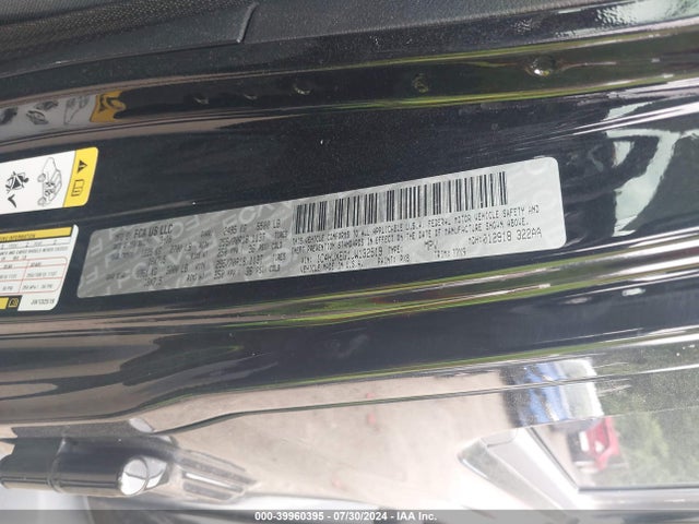 1C4HJXEG1JW132519 Jeep Wrangler Unlimited Sahara 4x4