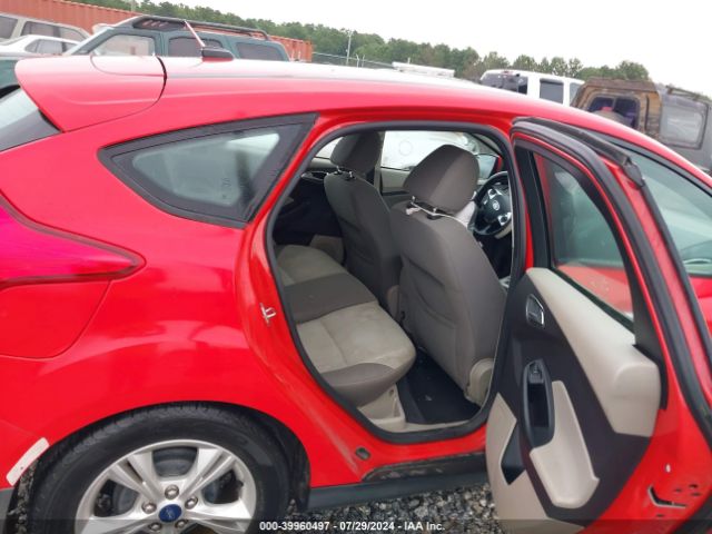 1FADP3K24EL230844 Ford FOCUS SE