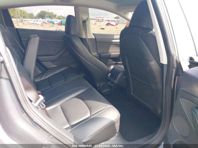 2023 TESLA MODEL 3 5YJ3E1EA1PF700899 Photo 7