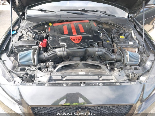 2017 JAGUAR XE SAJAL4BV8HA963876 Photo 9