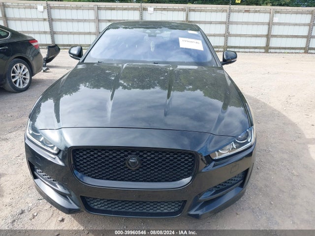 SAJAL4BV8HA963876 Jaguar Xe 35t R-sport