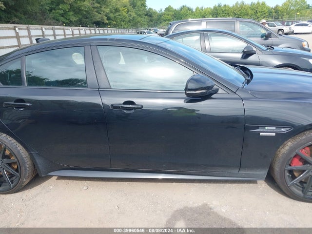 SAJAL4BV8HA963876 Jaguar Xe 35t R-sport