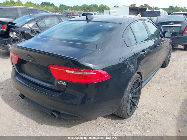 2017 JAGUAR XE SAJAL4BV8HA963876 Photo 3