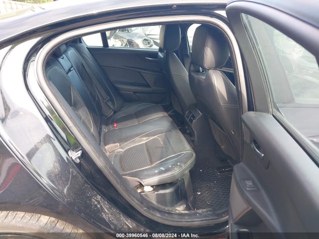 2017 JAGUAR XE SAJAL4BV8HA963876 Photo 7
