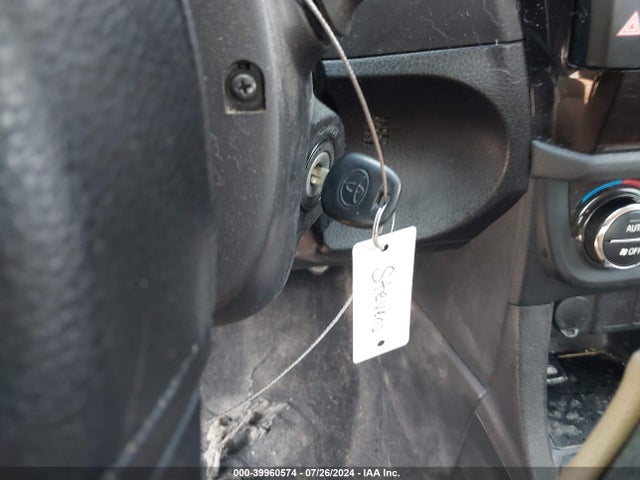 Toyota COROLLA LE 2015 5YFBURHE4FP254245 Image 11