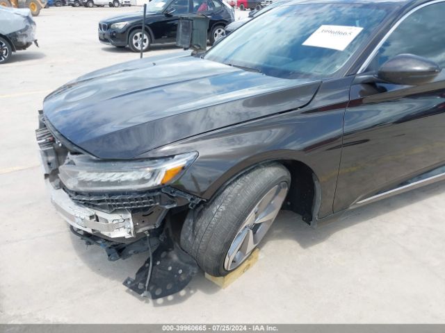 1HGCV2F96JA001523 Honda Accord Touring 2.0t