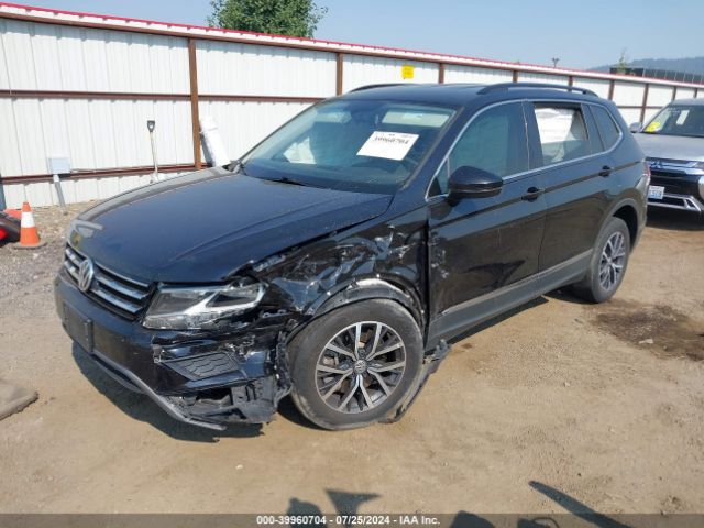 3VV2B7AXXLM129485 Volkswagen Tiguan 2.0t Se/2.0t Se R-line Black/2.0t Sel