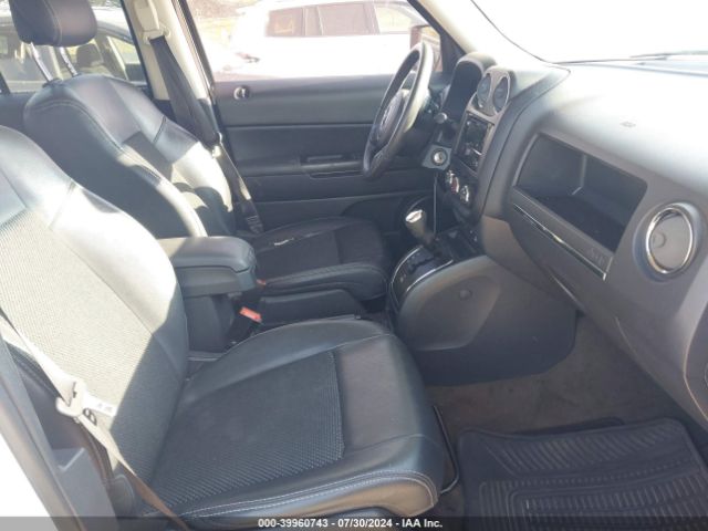 1C4NJPBA4GD706473 Jeep Patriot Sport Se