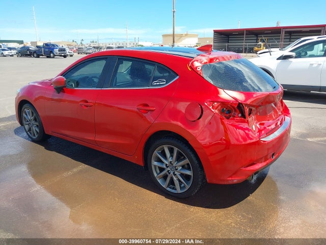 3MZBN1L35JM189083 Mazda Mazda3 Touring