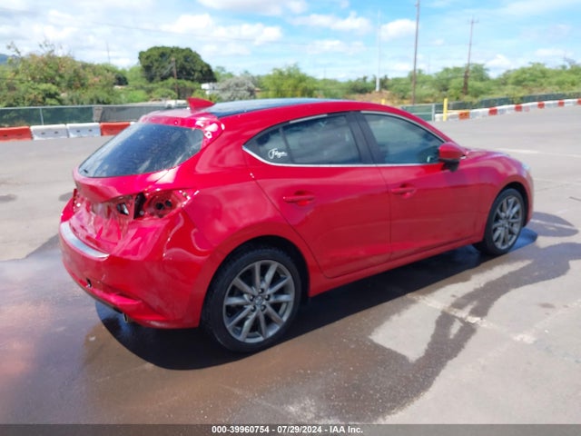 3MZBN1L35JM189083 Mazda Mazda3 Touring