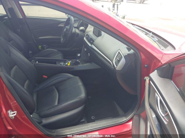 3MZBN1L35JM189083 Mazda Mazda3 Touring