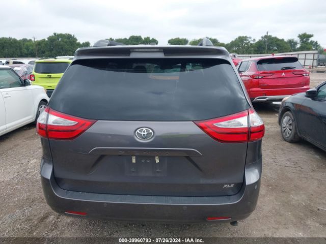 5TDYK3DC6FS675344 Toyota Sienna Xle Premium 8 Passenger