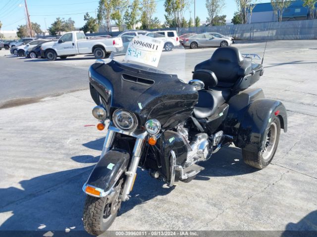 2017 HARLEY-DAVIDSON FLHTCUTG 1HD1MAD11HB860859 Photo 1