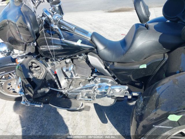 2017 HARLEY-DAVIDSON FLHTCUTG 1HD1MAD11HB860859 Photo 8