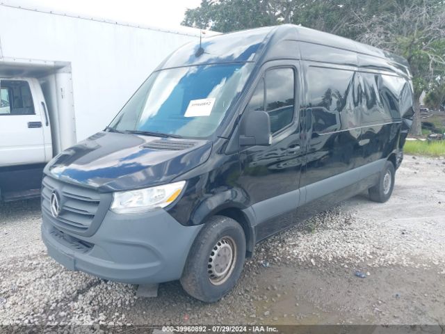 WD4PF1CD2KP111814 Mercedes-Benz Sprinter 2500 High Roof V6