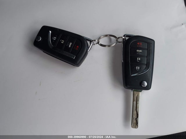 Toyota COROLLA LE 2022 JTDEPMAE2NJ223337 Image 11