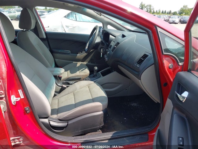 KIA FORTE LX 2015 KNAFX4A63F5370898 Image 5
