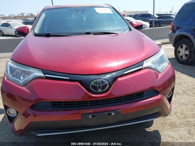 Toyota Rav4 Xle 2018 JTMWFREV7JD110703 Image 12