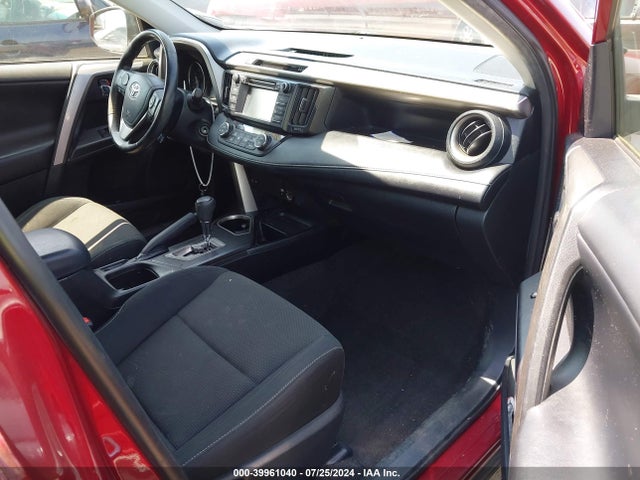 Toyota Rav4 Xle 2018 JTMWFREV7JD110703 Image 5