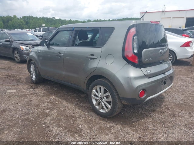 KIA SOUL + 2019 KNDJP3A55K7631204 Image 3