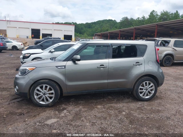 KIA SOUL + 2019 KNDJP3A55K7631204 Image 6