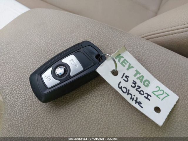 WBA3B1C51FK140573 BMW 320i