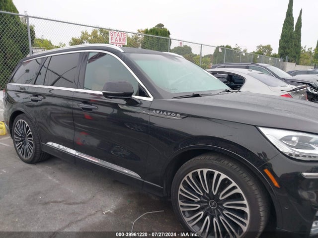 Lincoln Aviator Black Label 2023 5LM5J9XCXPGL00310 Image 13