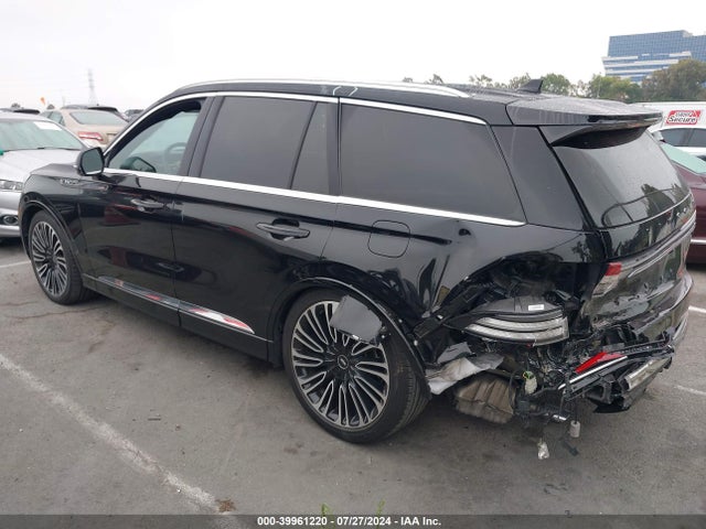 Lincoln Aviator Black Label 2023 5LM5J9XCXPGL00310 Image 3