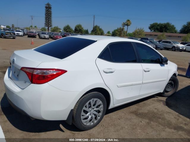 2T1BURHE8JC982563 Toyota Corolla L/le/se/xle/xse