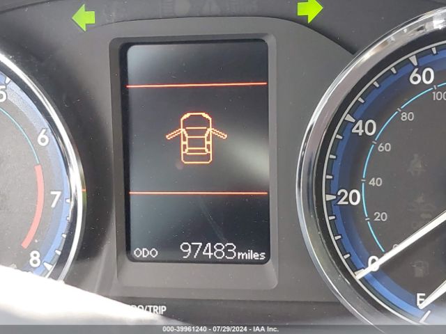 2T1BURHE8JC982563 Toyota Corolla L/le/se/xle/xse