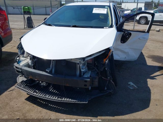 2T1BURHE8JC982563 Toyota Corolla L/le/se/xle/xse