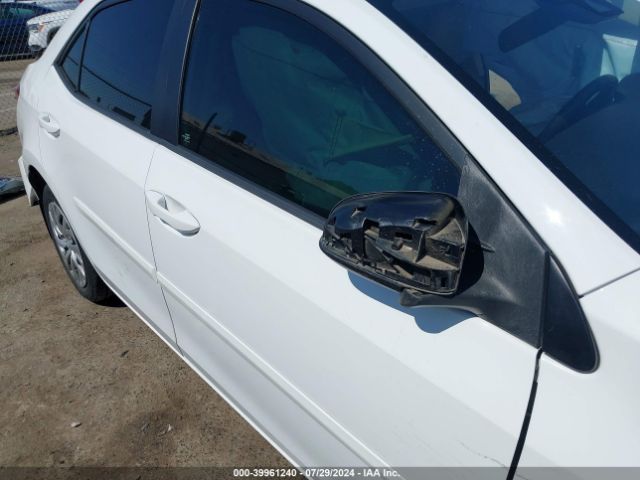 2T1BURHE8JC982563 Toyota Corolla L/le/se/xle/xse