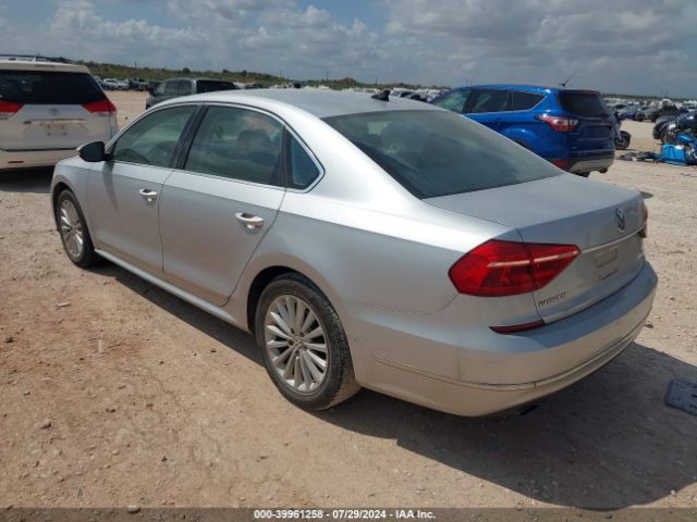 1VWBT7A39GC059958 Volkswagen Passat 1.8t Se