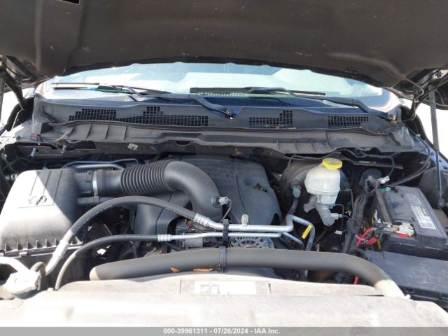 1C6RR7FT5HS608336 RAM 1500 Express Quad Cab 4x4 6'4 Box