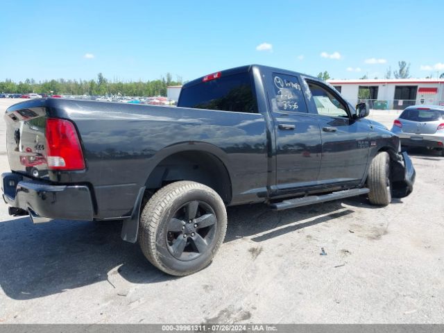 1C6RR7FT5HS608336 RAM 1500 Express Quad Cab 4x4 6'4 Box