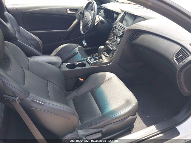 Hyundai Genesis 3.8 Ultimate 2016 KMHHU6KJ0GU133159 Image 5