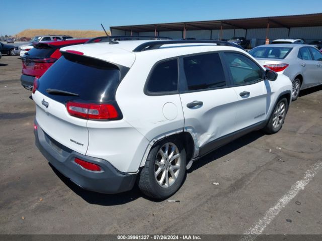 1C4PJLAB1GW258046 Jeep Cherokee Sport