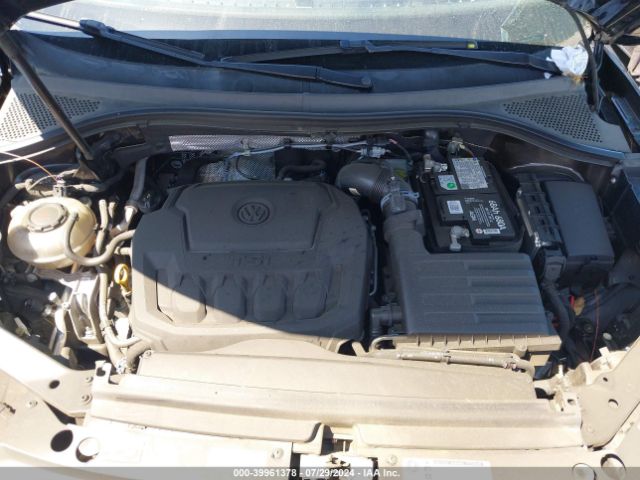 3VV3B7AX1JM210084 Volkswagen Tiguan 2.0t Se/2.0t Sel