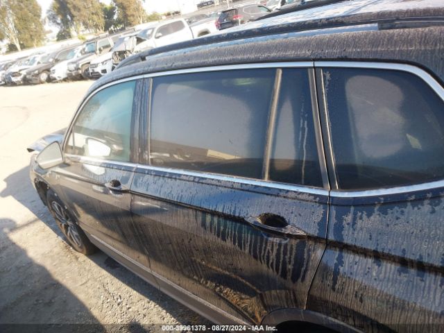 3VV3B7AX1JM210084 Volkswagen Tiguan 2.0t Se/2.0t Sel