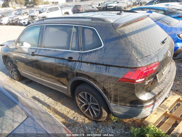 3VV3B7AX1JM210084 Volkswagen Tiguan 2.0t Se/2.0t Sel